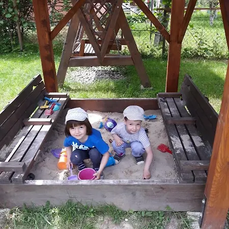 У Тарнавських Holiday home Mykulychyn
